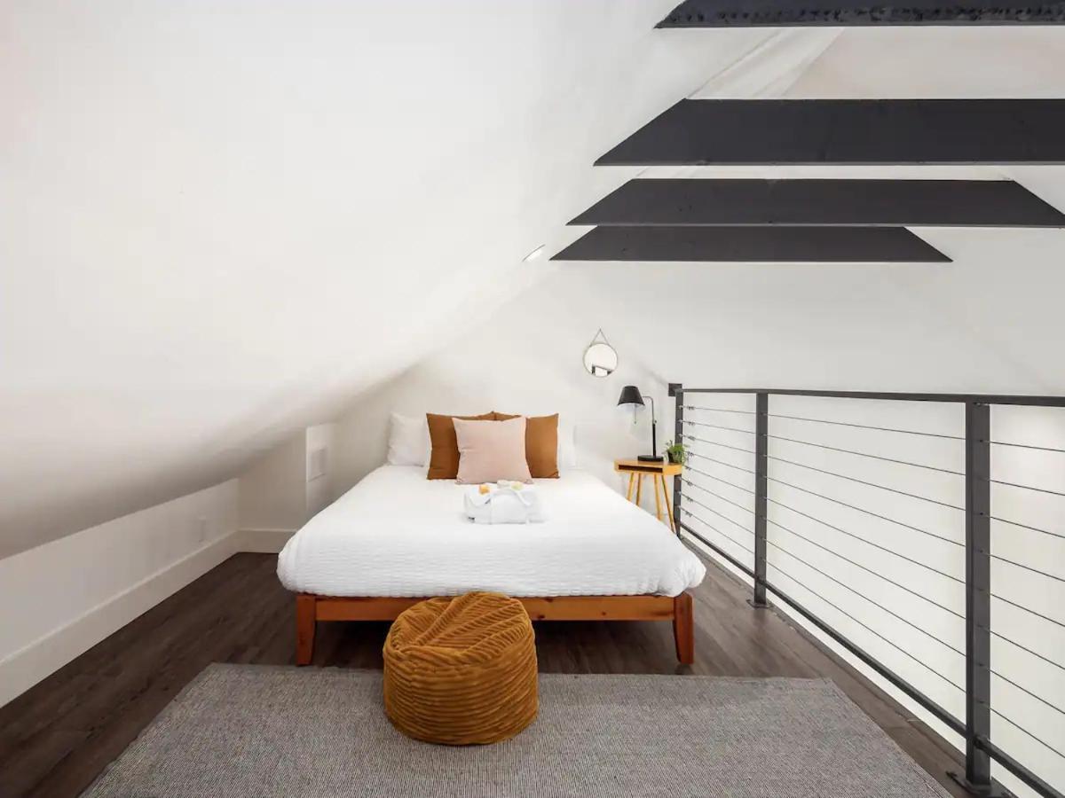 Апартаменты The Loft @ Columbus Center Экстерьер фото